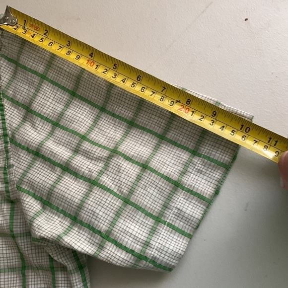 Croft & barrow mens quick dry button up shirt size M  cream green plaid pockets - Picture 10 of 11